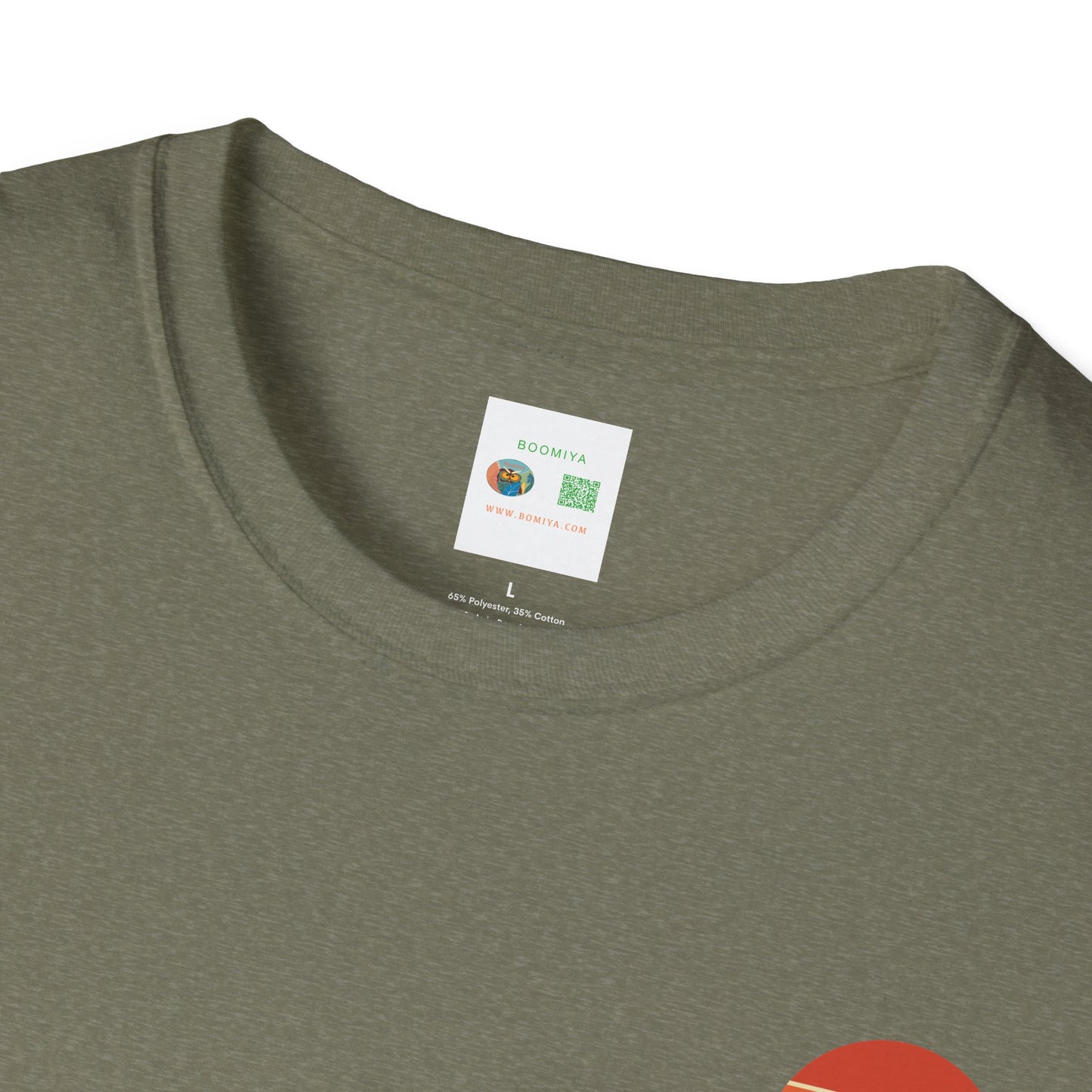 Retro Colorado Mountain T-Shirt | Softstyle Tee for Nature Lovers, Outdoor Adventures, Gifts, Travel Souvenir, Vintage Style