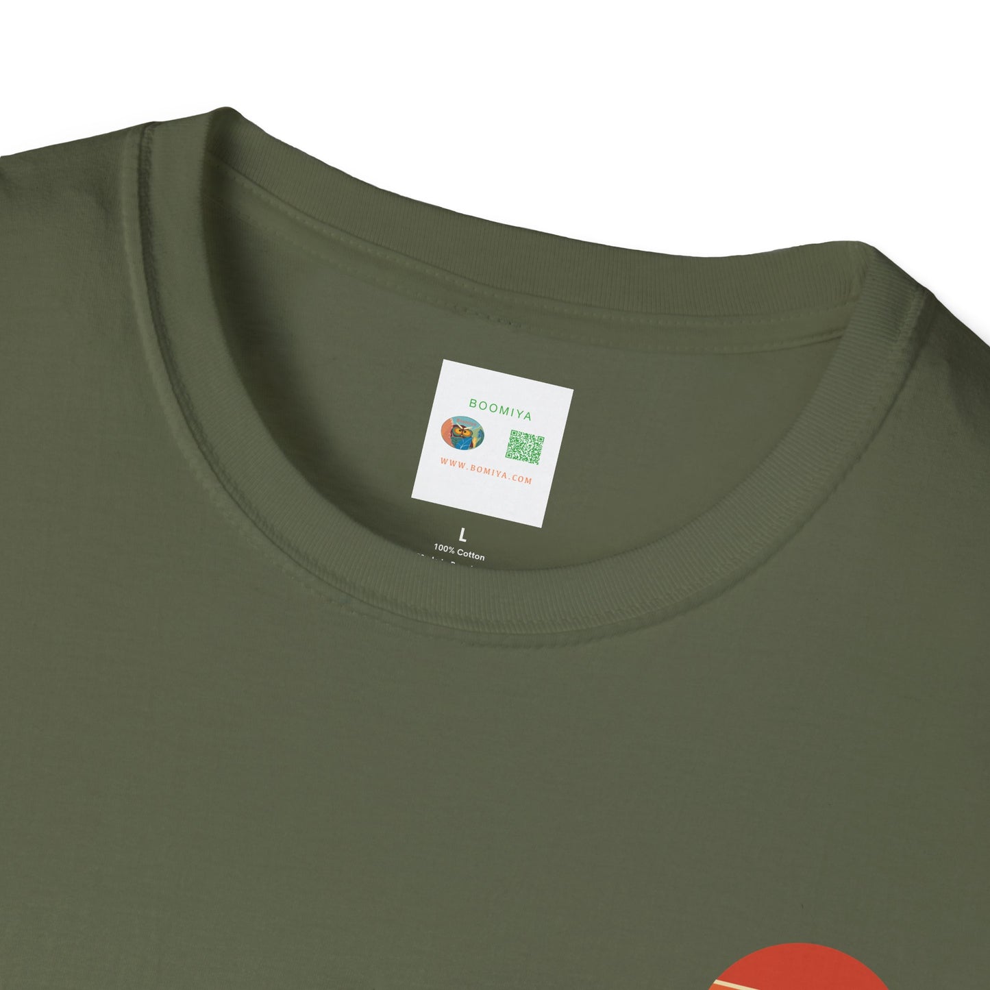 Retro Colorado Mountain T-Shirt | Softstyle Tee for Nature Lovers, Outdoor Adventures, Gifts, Travel Souvenir, Vintage Style