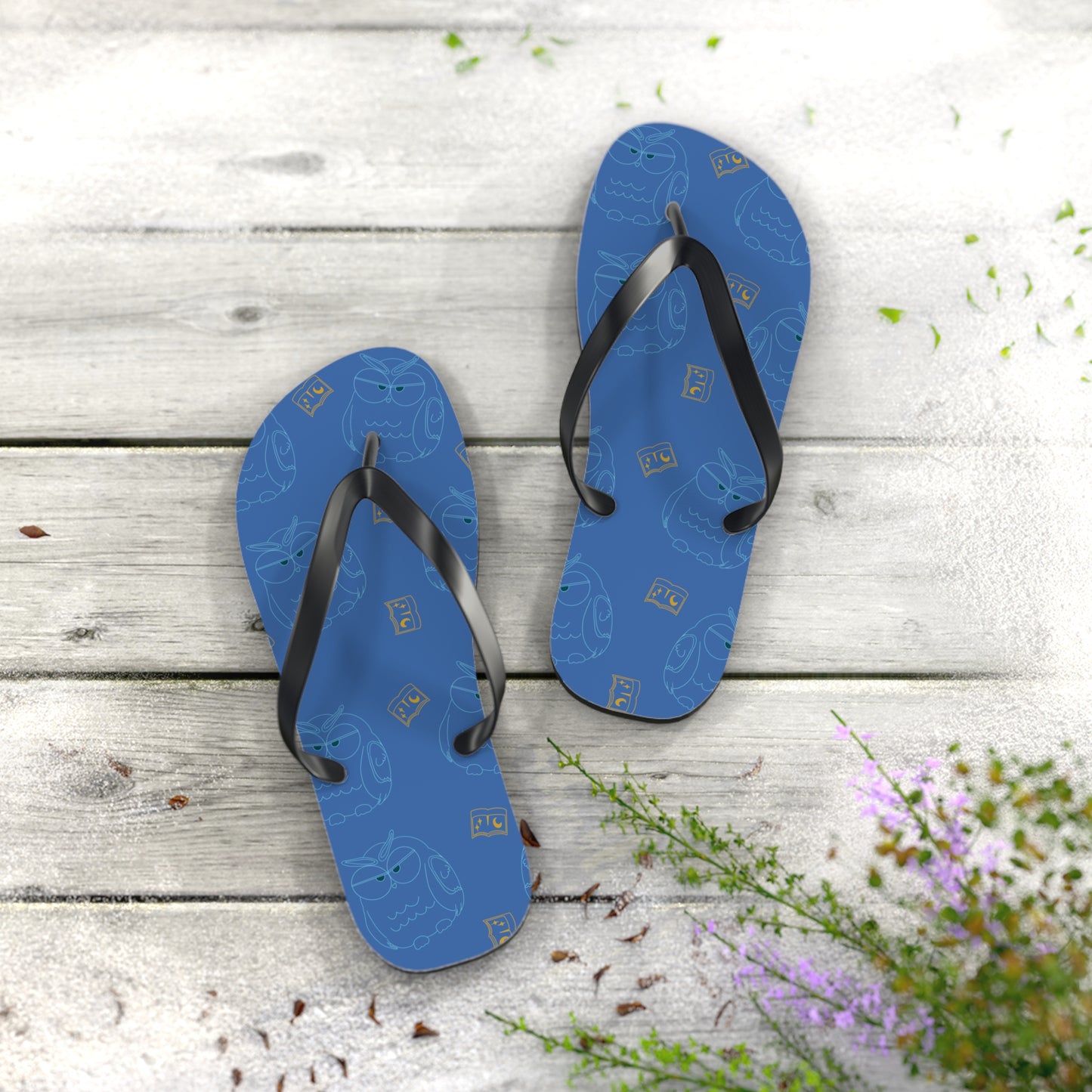 Fun Owl Flip Flops for Summer, Casual Beach Sandals, Cute Vacation Footwear, Perfect Gift for Owl Lovers