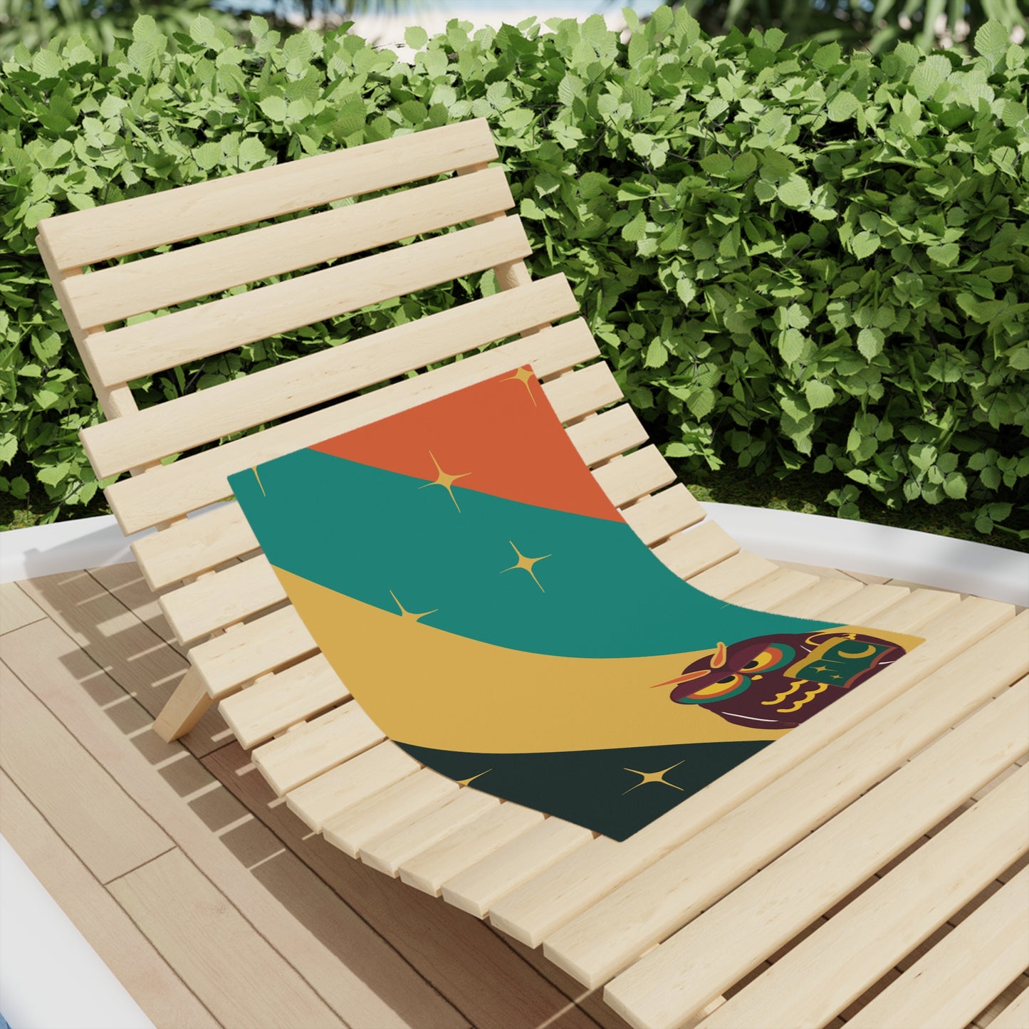 Retro Owl Beach Towel – Colorful, Fun & Perfect for Summer Adventures
