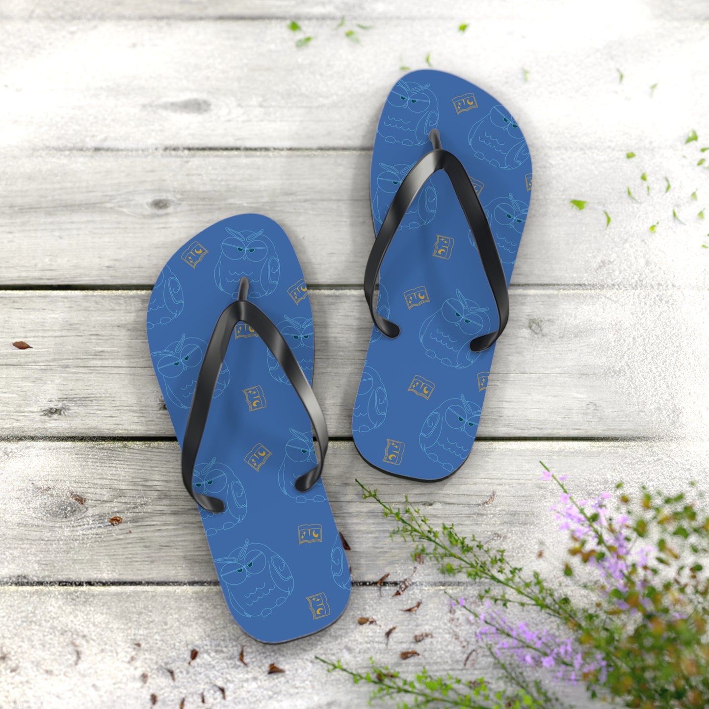 Fun Owl Flip Flops for Summer, Casual Beach Sandals, Cute Vacation Footwear, Perfect Gift for Owl Lovers