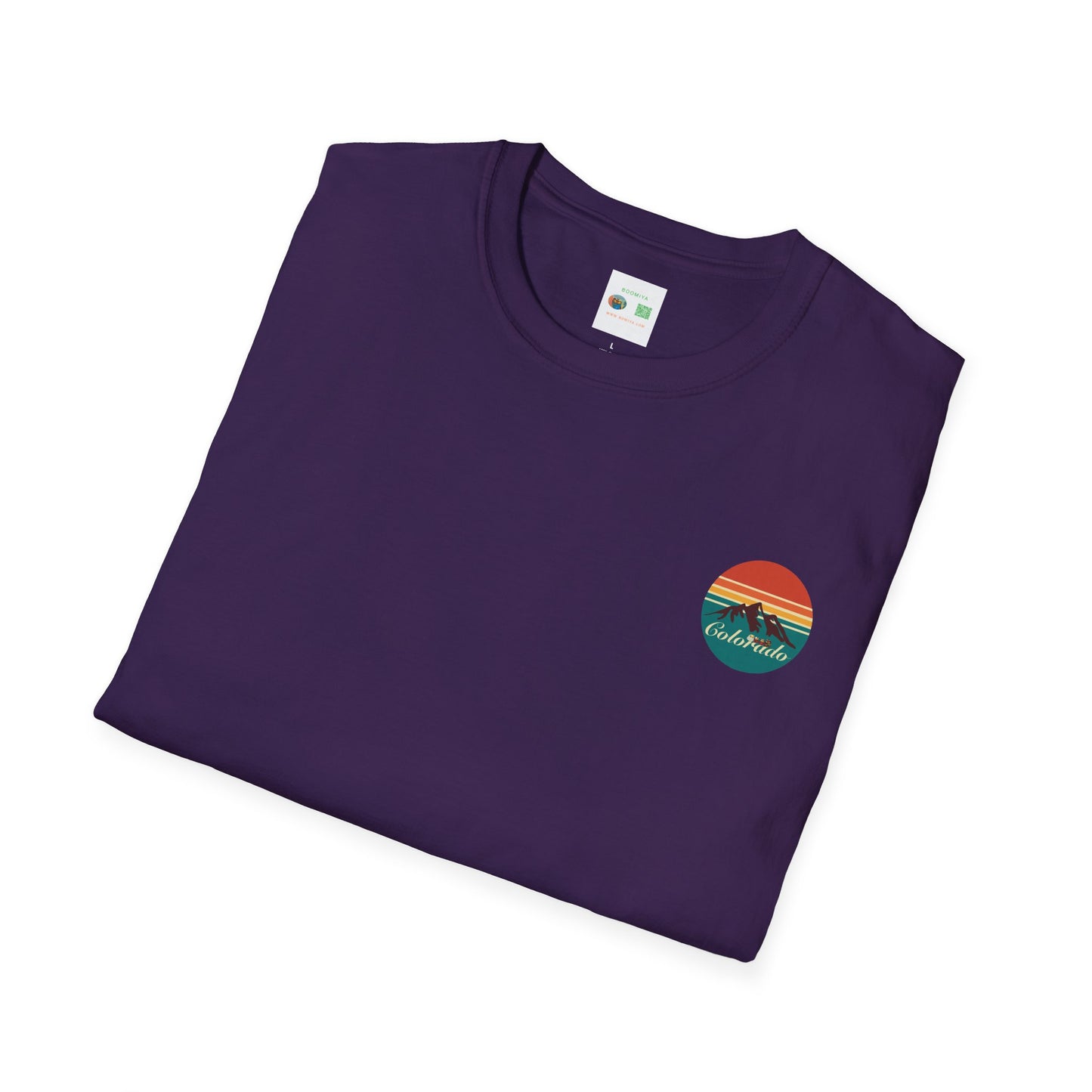 Retro Colorado Mountain T-Shirt | Softstyle Tee for Nature Lovers, Outdoor Adventures, Gifts, Travel Souvenir, Vintage Style