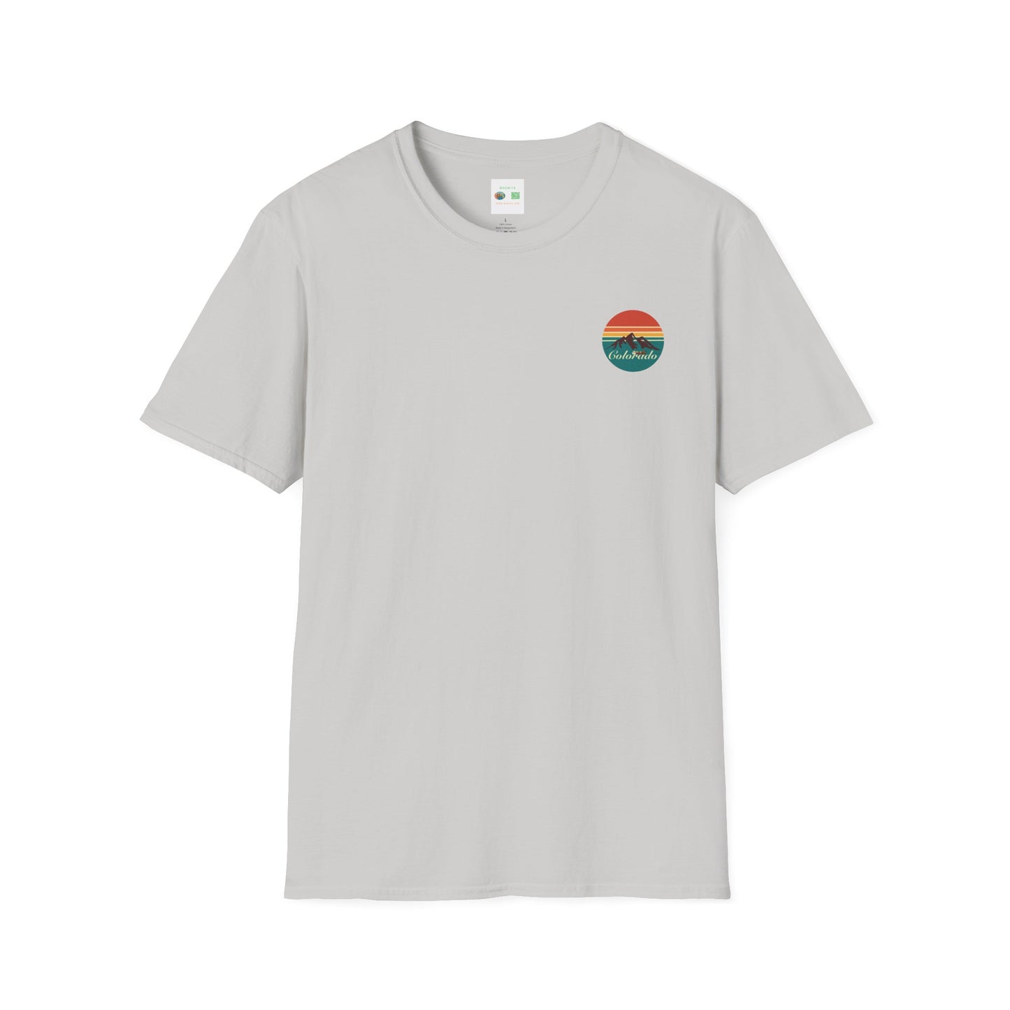 Retro Colorado Mountain T-Shirt | Softstyle Tee for Nature Lovers, Outdoor Adventures, Gifts, Travel Souvenir, Vintage Style