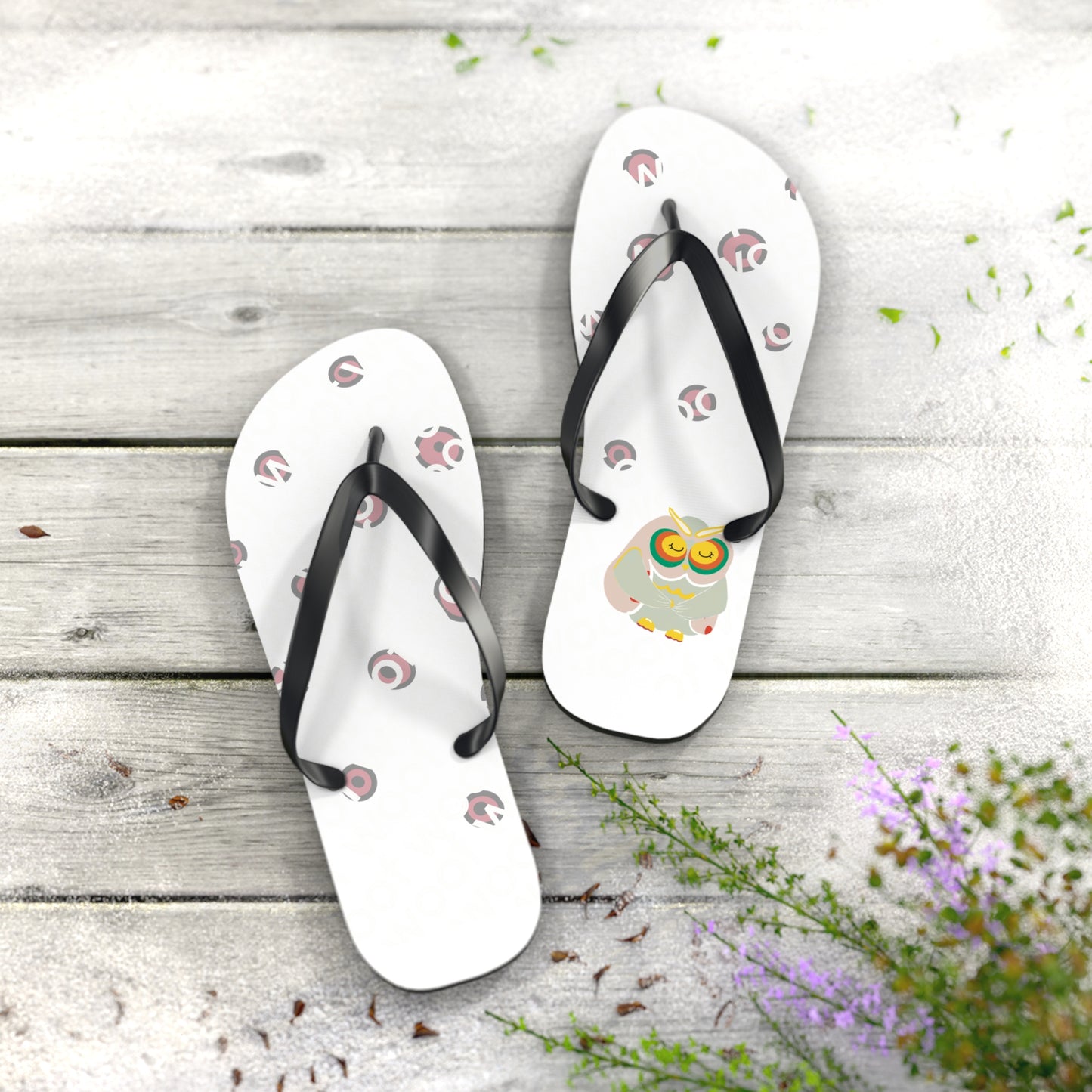 Colorful Owl Flip Flops, Fun Summer Sandals for Beach Days, Vacation Footwear, Holiday Gifts for Friends, Relaxation Essentials