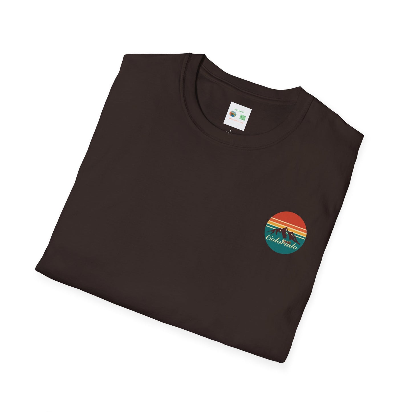Retro Colorado Mountain T-Shirt | Softstyle Tee for Nature Lovers, Outdoor Adventures, Gifts, Travel Souvenir, Vintage Style
