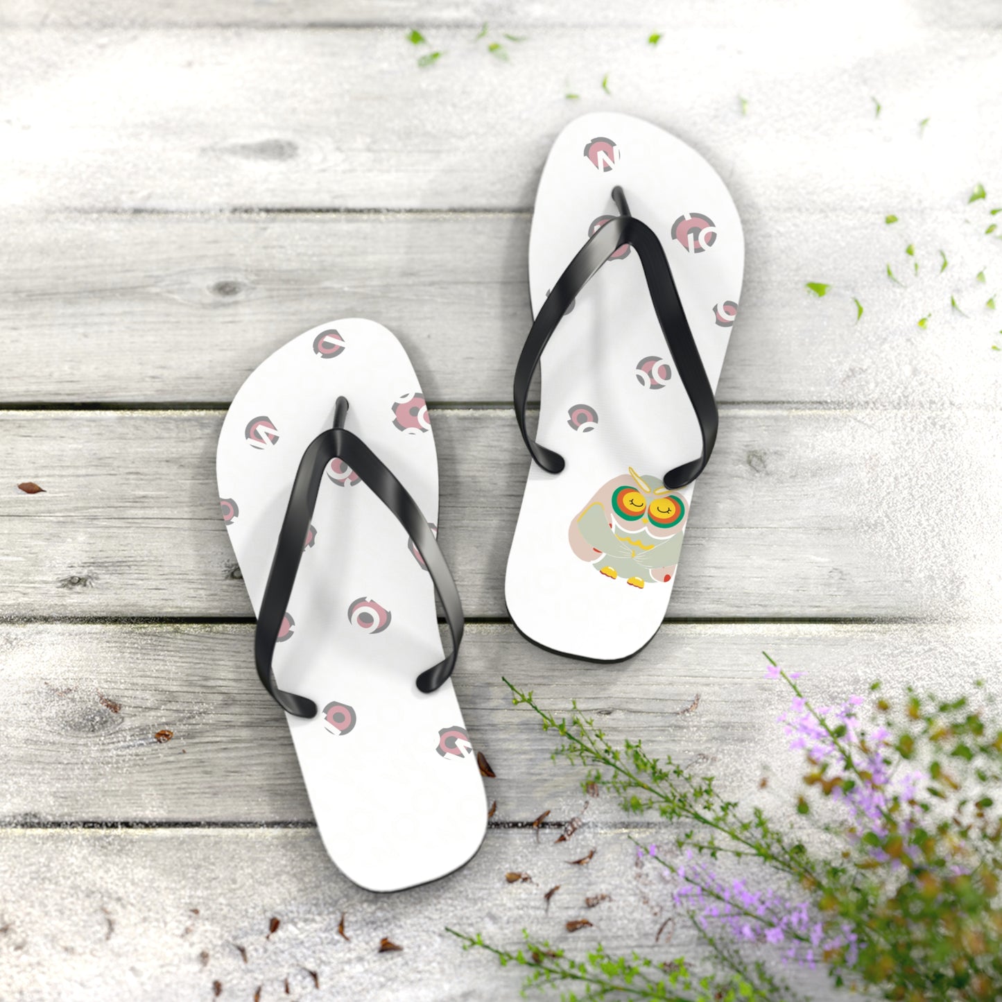 Colorful Owl Flip Flops, Fun Summer Sandals for Beach Days, Vacation Footwear, Holiday Gifts for Friends, Relaxation Essentials
