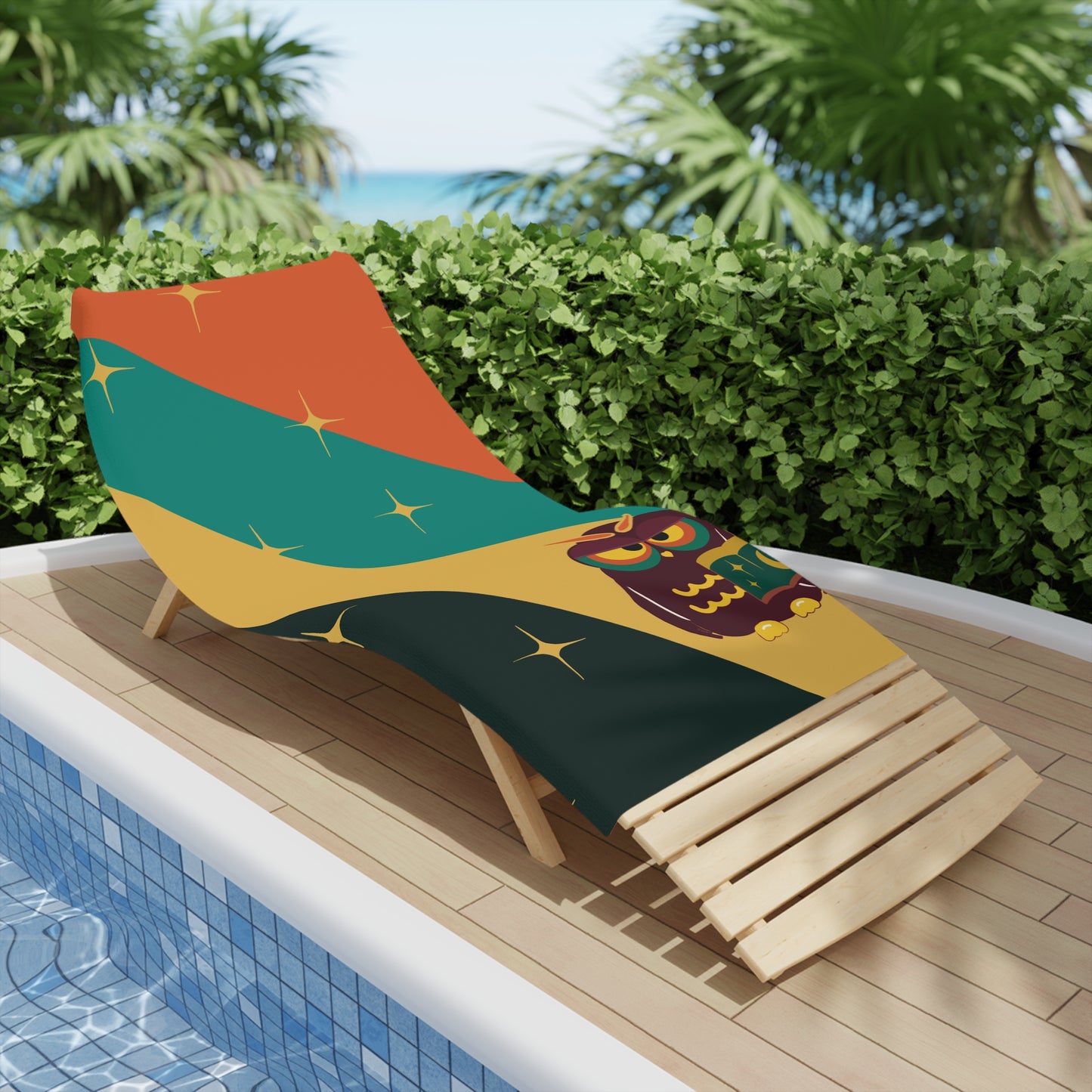 Retro Owl Beach Towel – Colorful, Fun & Perfect for Summer Adventures