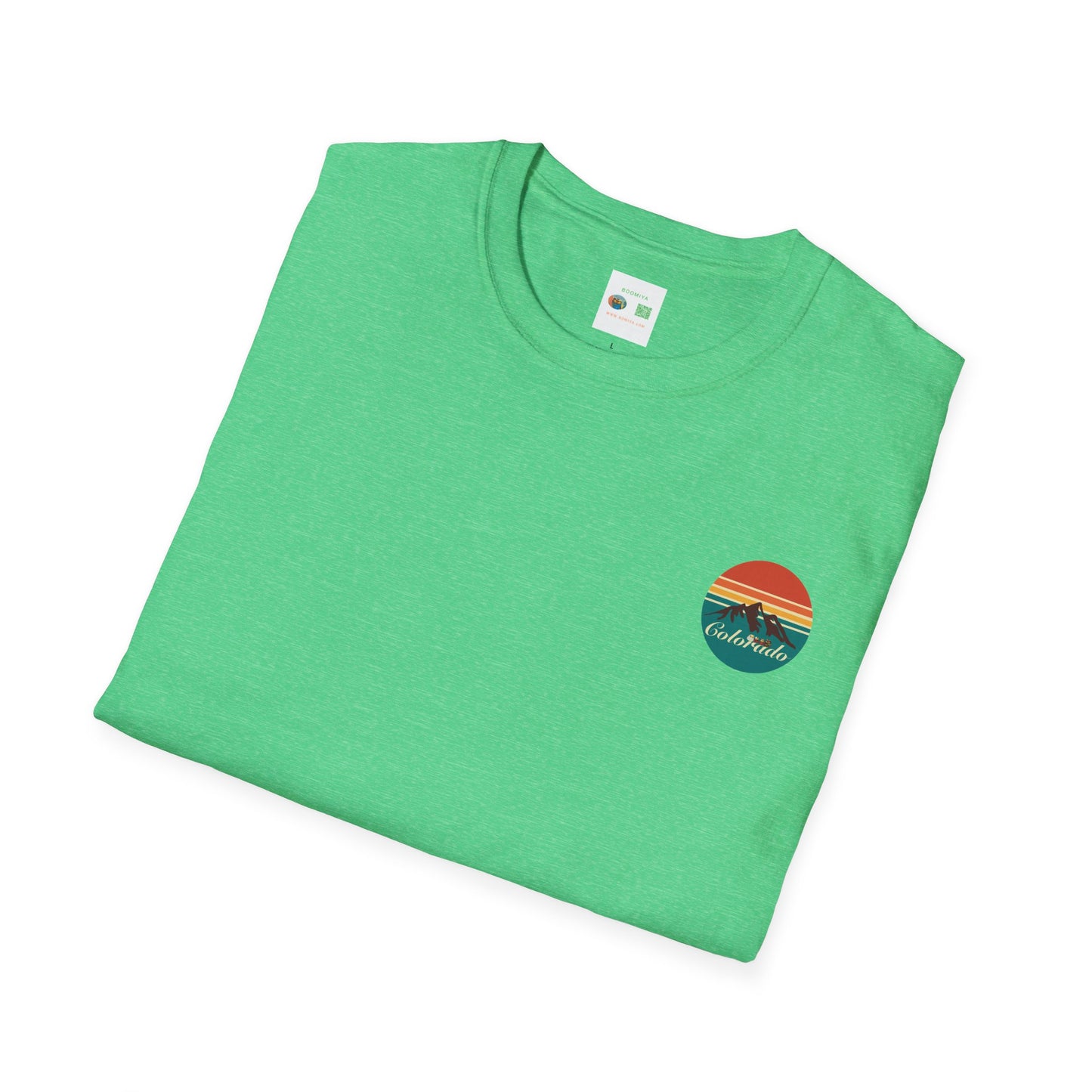 Retro Colorado Mountain T-Shirt | Softstyle Tee for Nature Lovers, Outdoor Adventures, Gifts, Travel Souvenir, Vintage Style