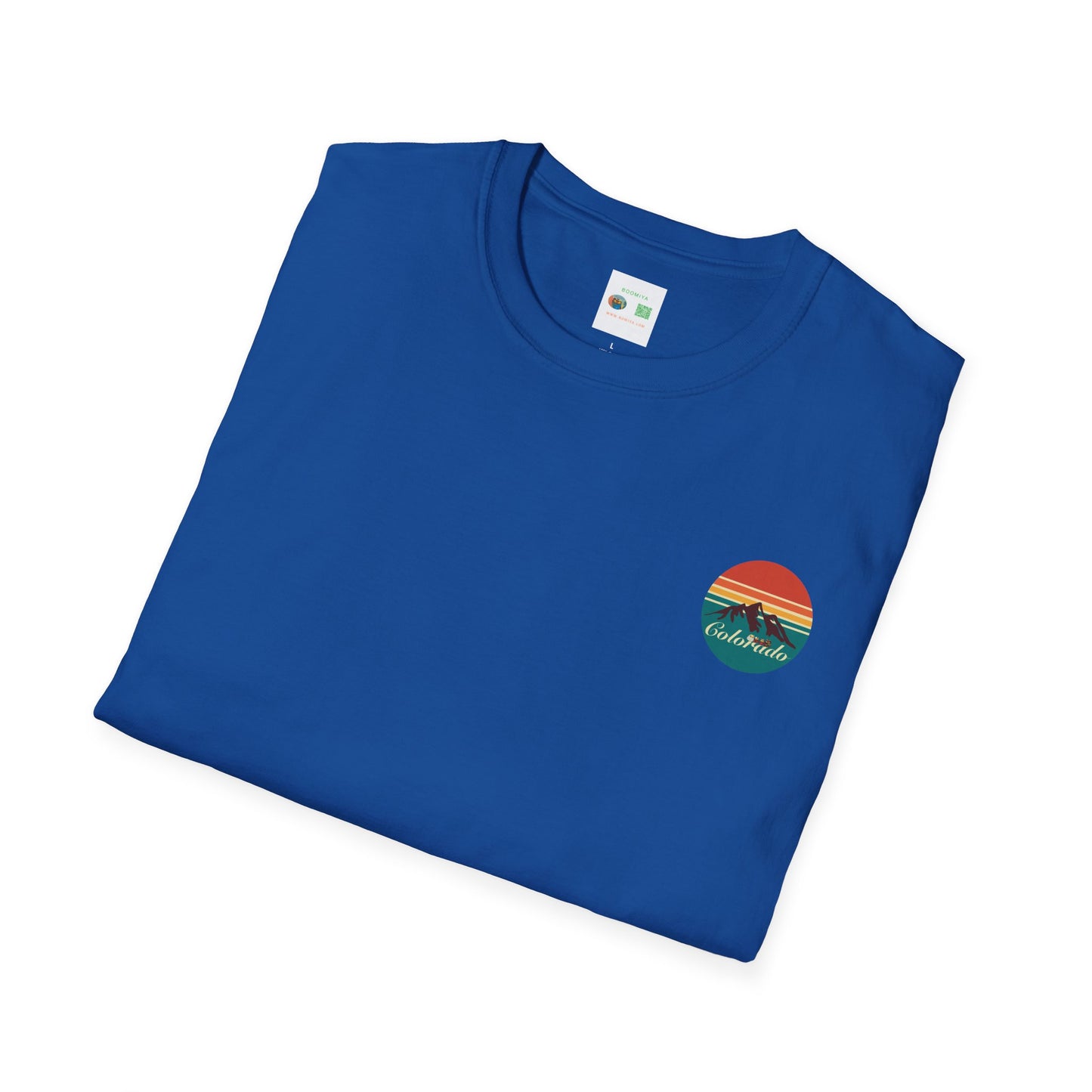 Retro Colorado Mountain T-Shirt | Softstyle Tee for Nature Lovers, Outdoor Adventures, Gifts, Travel Souvenir, Vintage Style